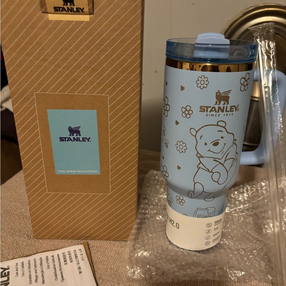 Stanley Light Blue Winnie the Pooh Mug - Picture 1 of 5